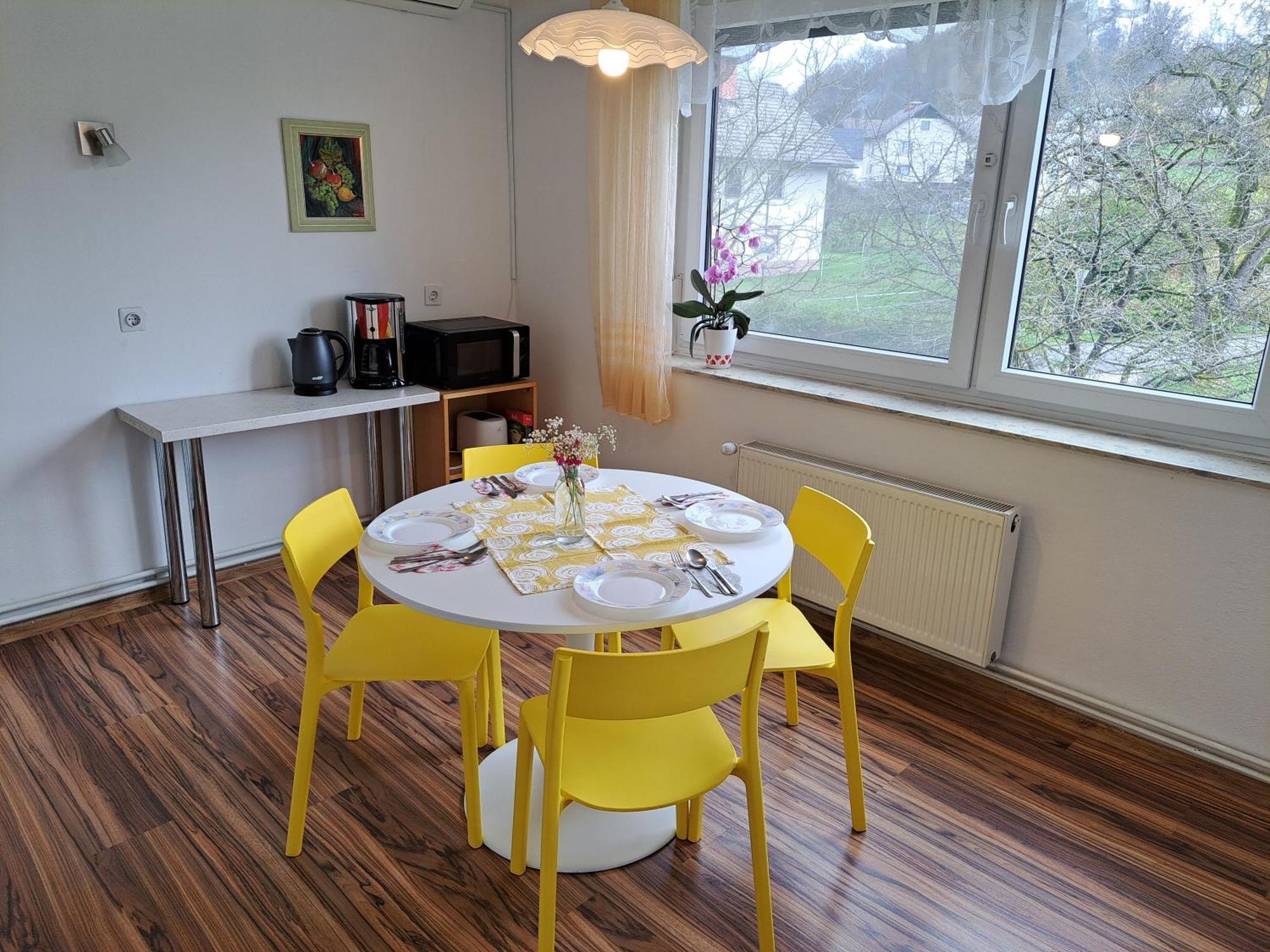 Apartments Bukor Lukovica pri Domžalah Екстериор снимка